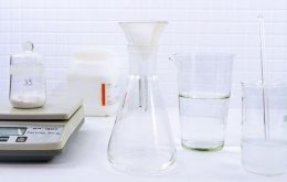 شیشه کورکس آزمایشگاهی